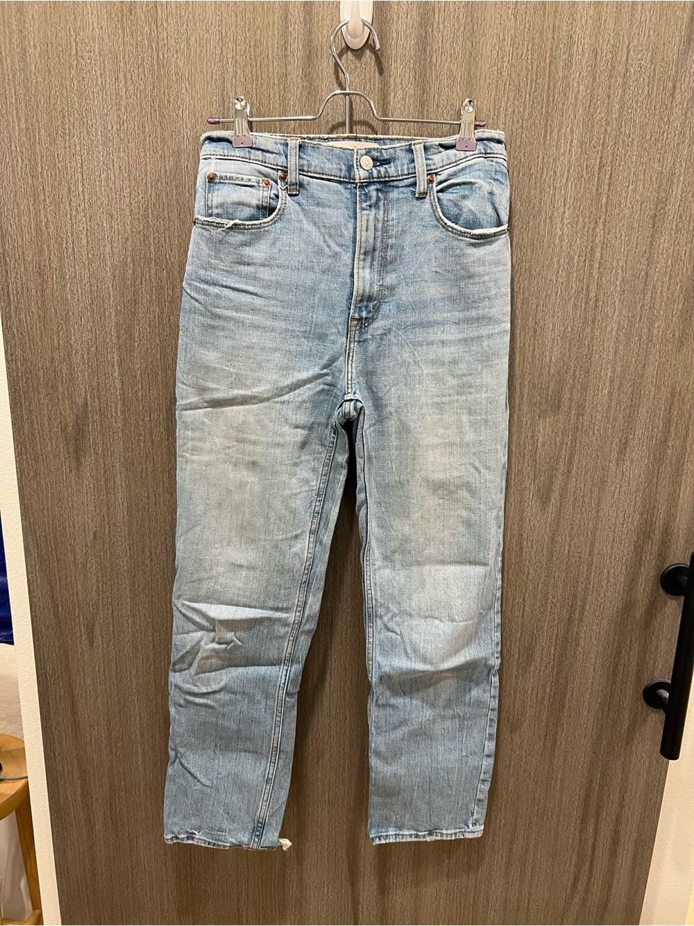 Ankle Straight Fit Jeans